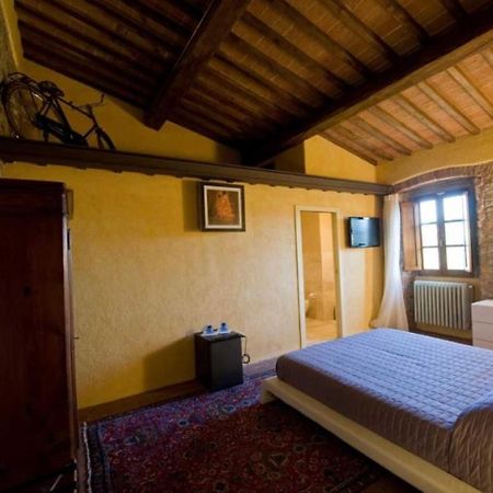 Room In Bb - Agriturismo Sottotono, Nature And Relax Carmignano Exterior photo